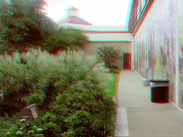 3-D anaglyph photograph of Oklahoma City Community College