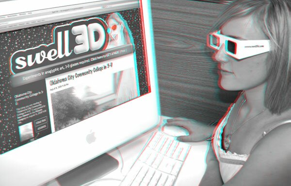 OCCC Student looks at Swell 3D