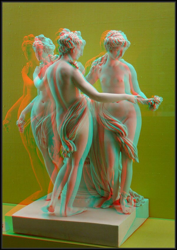 Three Graces scuplture by Juchtzer, anaglyph photo by kiwizone